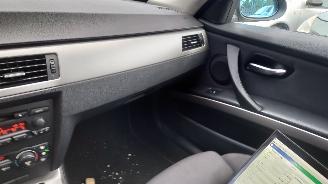 BMW 3-serie E91 2006 318i N46B20B Grijs A34 onderdelen picture 22