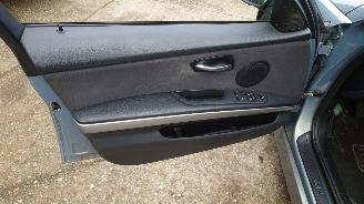 BMW 3-serie E91 2006 318i N46B20B Grijs A34 onderdelen picture 13