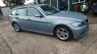 BMW 3-serie E91 2006 318i N46B20B Grijs A34 onderdelen picture 7
