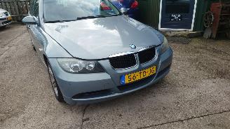 BMW 3-serie E91 2006 318i N46B20B Grijs A34 onderdelen picture 8