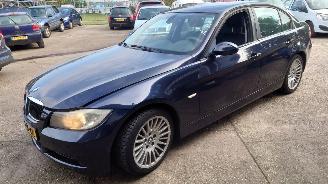 Vrakbiler auto BMW 3-serie E90 318i N43B20A Blauw A35 onderdelen 2008/1