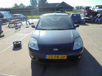 Uttjänta bilar auto Ford Fiesta Fiesta 5 (JD/JH), Hatchback, 2001 / 2009 1.3 2004/4
