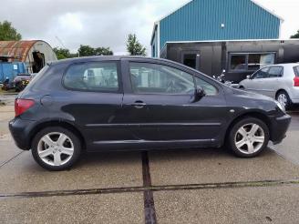 Peugeot 307 307 (3A/C/D), Hatchback, 2000 / 2009 2.0 16V picture 7