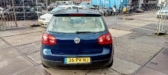 Volkswagen Golf  picture 4