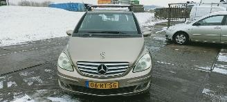 Avarii autoturisme Mercedes B-klasse  2005/9