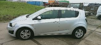 Chevrolet Aveo  picture 2