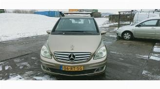 Dezmembrări autoturisme Mercedes B-klasse B (W245), Hatchback, 2005 / 2011 2.0 B-200 16V 2005/9