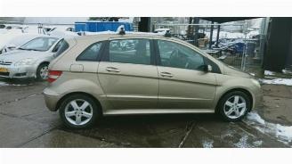 Mercedes B-klasse B (W245), Hatchback, 2005 / 2011 2.0 B-200 16V picture 4