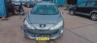 uszkodzony samochody osobowe Peugeot 308  2011/1