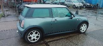 Mini Mini COOPER S picture 2