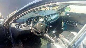 Alfa Romeo Giulietta  picture 9