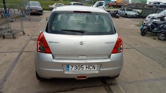 Suzuki Swift Swift (ZA/ZC/ZD1/2/3/9), Hatchback, 2005 / 2015 1.3 D 16V picture 2