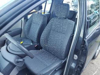 Renault Modus Modus/Grand Modus (JP), MPV, 2004 / 2012 1.4 16V picture 9