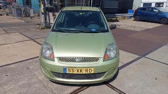 Vrakbiler auto Ford Fiesta Fiesta 5 (JD/JH), Hatchback, 2001 / 2009 1.3 2007/7