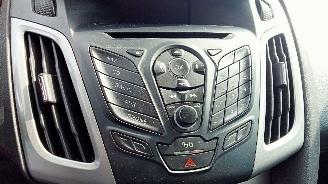 Ford Focus  picture 8