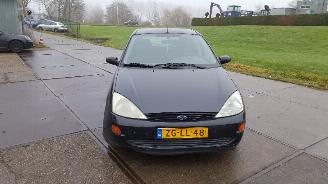 bruktbiler auto Ford Focus  1999/4