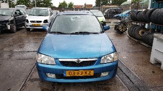 begagnad bil auto Mazda 323 323 Fastbreak (BJ14) Hatchback 2.0 DTiD 16V (RF3F) [66kW]  (09-1998/12-2001) 2000/6
