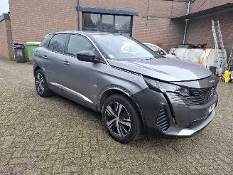 Peugeot 3008 3008  hybride 1.2 Automaat ALLURE airbag ok rijdbare schade 2024 ex bpm picture 9