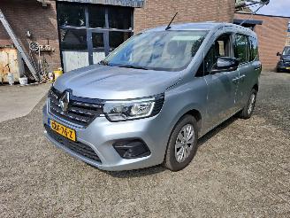 Schadeauto Renault Kangoo New Kangoo 95pk 15dci 5places 39000km  incl e2000bpm en btw 2022/1