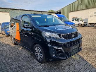 Schade bestelwagen Peugeot Expert 2.0 HDI Aut. 130KW Navi Camera 2018/2