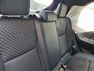 Toyota Yaris 1.5 Hybrid 130 Launch Ed. Led Navi Stoelverw VOLL picture 11