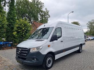 skadebil auto Mercedes Sprinter 317 CDI L3 Maxi Navi Stoelverw. 2023/10
