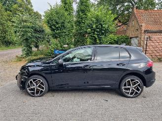  Volkswagen Golf eHybrid Pano Navi Led 2025/1