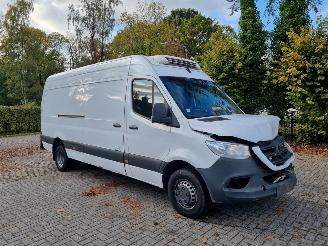skadebil auto Mercedes Sprinter 519 CDI Aut -32 Thermoking MAXI Mbux Navi 2023/6