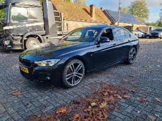 Auto incidentate BMW 3-serie 320i Aut. Msport Schuifdak Stoelverw Leder 2018/6