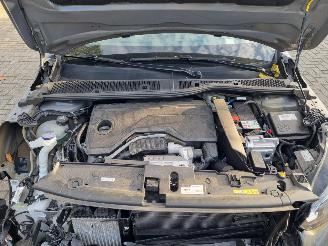 Peugeot 208 1.2 Hybrid Aut. Navi Stoelverw picture 9