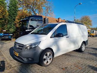 Damaged car Mercedes Vito 114 CDI Aut. Lang Airco 2017/7