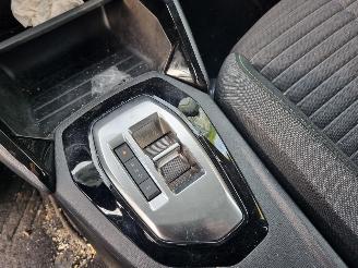 Peugeot 208 1.2 Aut. Navi Stoelverw picture 17