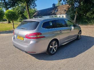 Peugeot 308 Puretech 130 GT Line Pano picture 5