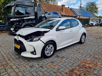 uszkodzony samochody osobowe Toyota Yaris Hybrid 115 First Edition 2025/3