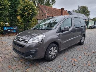 Damaged car Citroën Berlingo Multispace 1.6 VTI Airco 2016/5