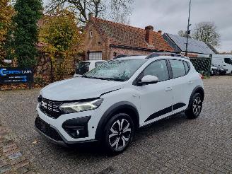skadebil auto Dacia Sandero Stepway 1.0 TCE Navi Airco Camera 2024/7