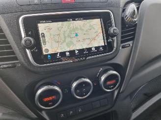 Iveco Daily 35-140 Hi-Matic Airco Navi picture 18