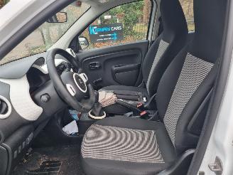 Renault Twingo 1.0 SCE 52KW picture 12