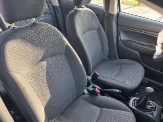 Mitsubishi Space-star 1.0 Entry Airco picture 13