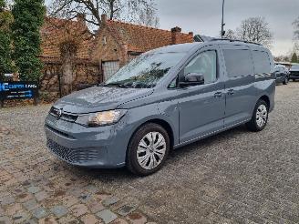 Vaurioauto  passenger cars Volkswagen Caddy maxi 1.5 eHybrid Aut Plugin 2025/3