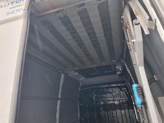 Iveco Daily 35S14 Aut. Airco Navi picture 11