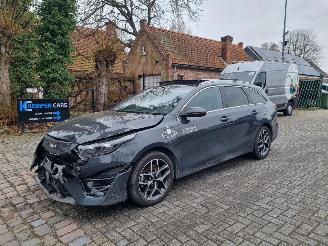  Kia Ceed 1.6 GDI PHEV Pano Navi Stoelverw 2024/1