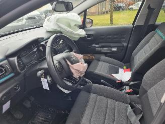 Citroën C3 1.2 PureTech Feel Navi Airco picture 16