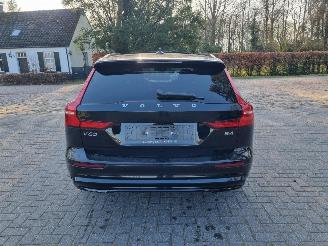 Volvo V-60 B4 Plus Dark Aut Pano Stoelver Led picture 4