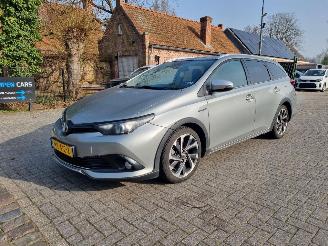 skadebil auto Toyota Auris Touring Sports 1.8 Hybrid Freestyle Pano Navi 2018/1