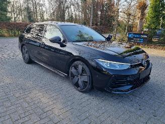 škoda osobní automobily Volkswagen Passat 1.5 TSI DSG R-Line Pano Stoelverw Led 2024/10