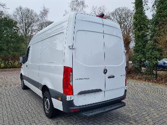 Mercedes Sprinter PRO 317 CDI Aut LED Mbux Navi Stoelverw picture 3