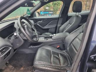 Jaguar F-Pace 20d Aut. AWD 132KW Pano picture 17