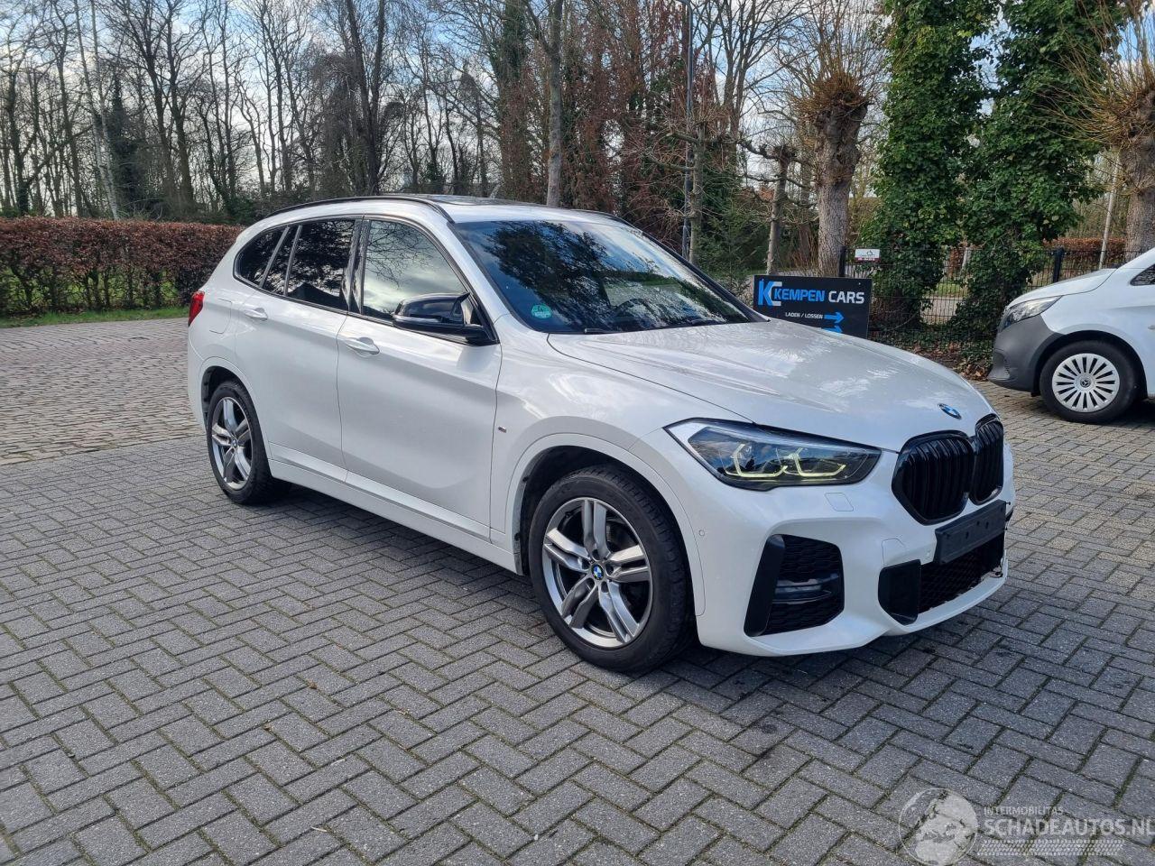 BMW X1 Sdrive18i Aut Mpak Pano Led Navi