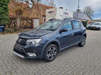 Damaged car Dacia Sandero BlueDCI 95 Klima Navi 2021/1